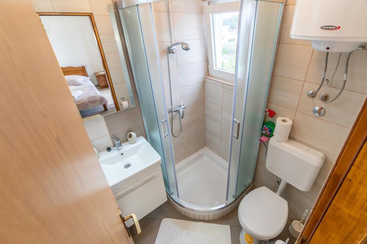 Apartments And Rooms By The Sea Palit, Rab - 5010 Εξωτερικό φωτογραφία