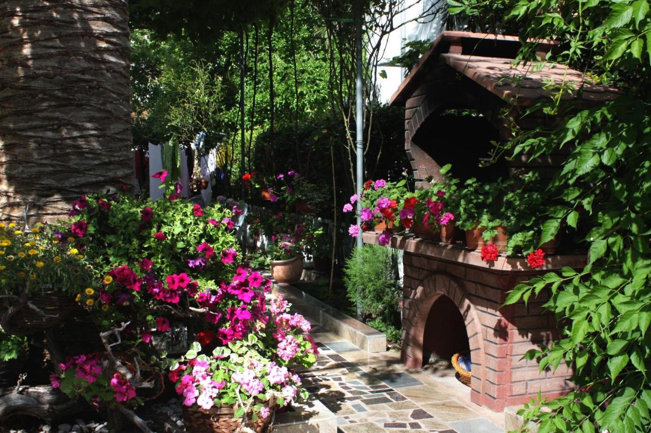 Apartments And Rooms By The Sea Palit, Rab - 5010 Εξωτερικό φωτογραφία