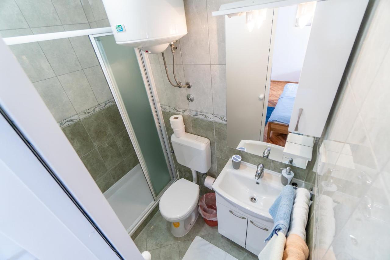 Apartments And Rooms By The Sea Palit, Rab - 5010 Εξωτερικό φωτογραφία