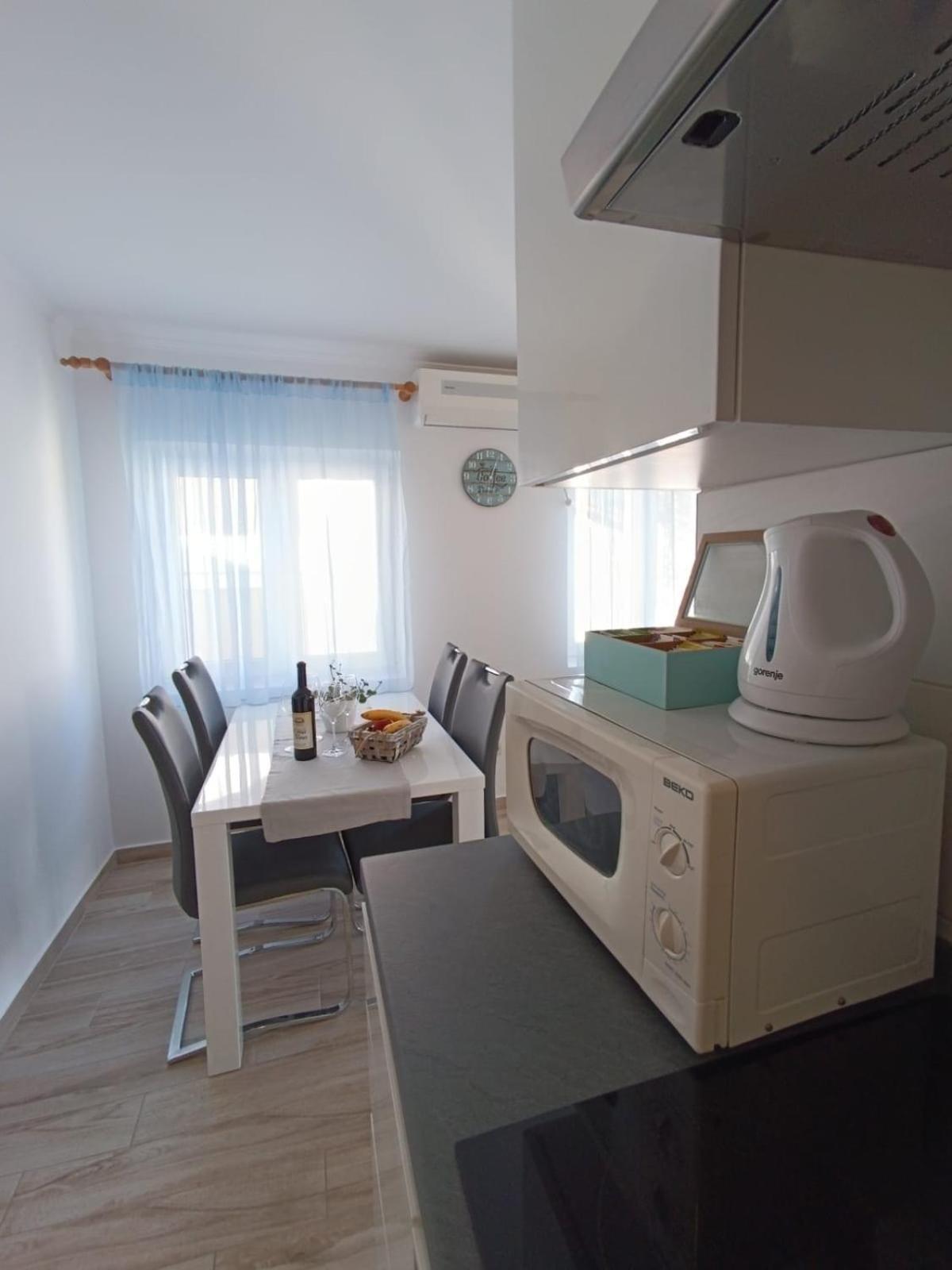 Apartments And Rooms By The Sea Palit, Rab - 5010 Δωμάτιο φωτογραφία